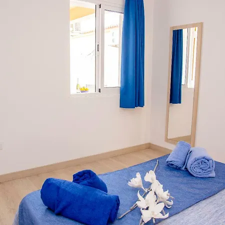 Maribel Cala Blanca (Menorca)