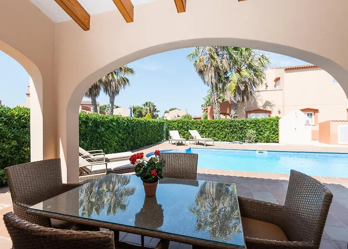 Maribel Cala Blanca (Menorca)