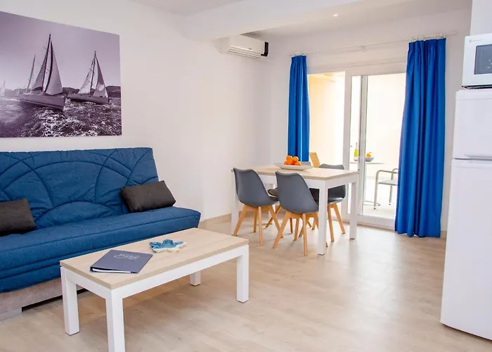 Maribel Villa Cala Blanca (Menorca)