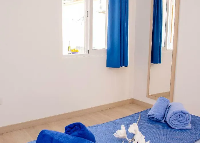 Maribel Cala Blanca (Menorca)