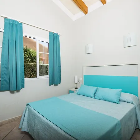 Maribel וילה קאלה בלנקה