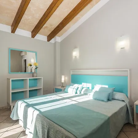 Maribel Cala Blanca (Menorca)