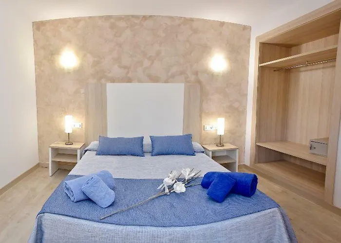 Maribel Villa Cala Blanca (Menorca)